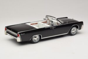Lincoln Continental Convertible Negro Bad Boys KK-Scale 1:18 KKDC181521 Metal - imagen 3 de 7