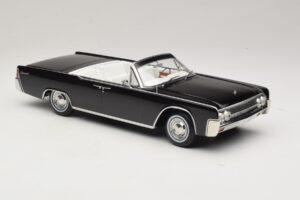 Lincoln Continental Convertible Negro Bad Boys KK-Scale 1:18 KKDC181521 Metal - imagen 5 de 7