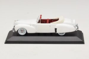 Lincoln Continental Descapotable Blanco Minichamps 1:43 400082501 Metal