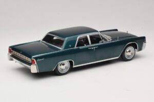Lincoln Continental Verde Oscuro Metalizado Matrix Reloaded & Revolutions KK-Scale 1:18 KKDC181481 Metal - imagen 2 de 6