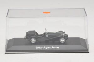 Lotus Super Seven Verde Maxichamps 1:43 940113630 Metal - imagen 4 de 5