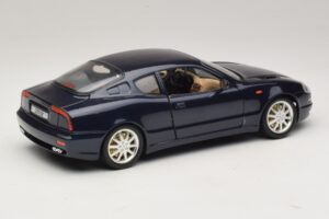 Maserati 3200 GT Azul Bburago 1:18 3371-P1 Metal - imagen 3 de 8