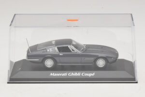 Maserati Ghibli Marrón Metalizado Maxichamps 1:43 940123320 Metal - imagen 4 de 5
