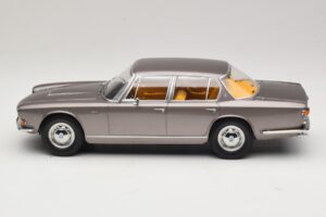 Maserati Quattroporte I Gris Metalizado KK-Scale 1:18 KKDC181511 Metal - imagen 3 de 6