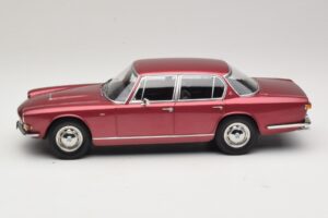 Maserati Quattroporte I Rojo Metalizado KK-Scale 1:18 KKDC181512 Metal - imagen 3 de 6