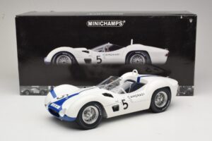 Maserati Tipo 61 #5 Camoradi S. Moss / D. Gurney 1000km Nurburgring Winner 1960 Minichamps 1:12 120601205 Metal - imagen 8 de 8