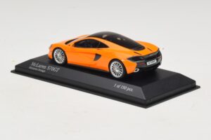 McLaren 570GT Naranja Minichamps 1:43 537154521 Metal - imagen 3 de 5