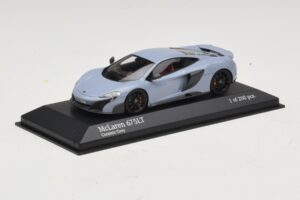 McLaren 675LT Ceramic Grey Minichamps 1:43 537154420 Metal - imagen 2 de 5