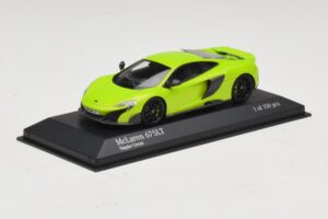 McLaren 675LT Napier Green Minichamps 1:43 537154422 Metal - imagen 2 de 5