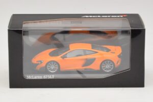 McLaren 675LT Naranja Minichamps 1:43 537154421 Metal - imagen 5 de 5