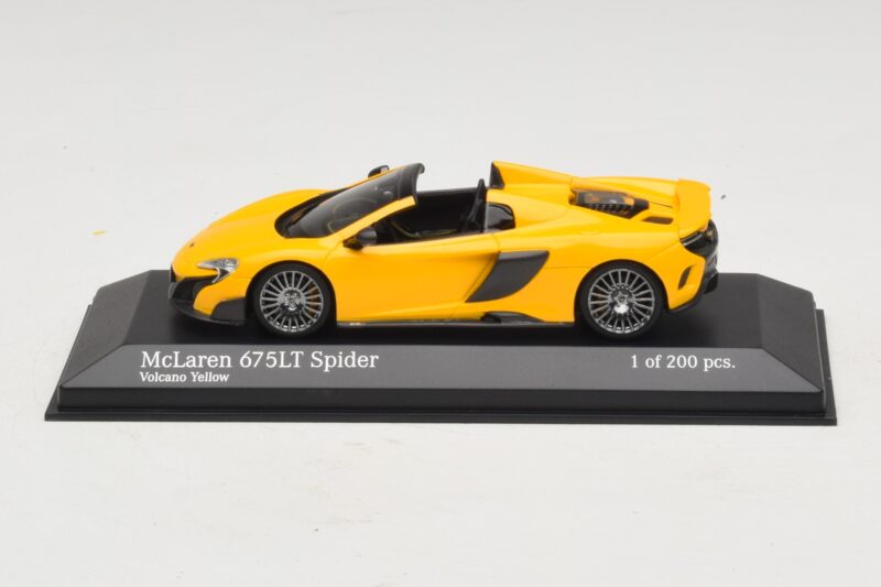 McLaren 675LT Spider Volcano Yellow Minichamps 1:43 537154430 Metal