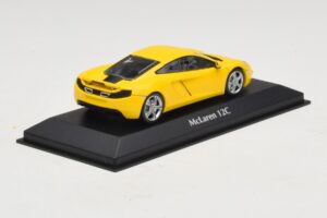 McLaren MP4-12C Amarillo Maxichamps 1:43 940133020 Metal - imagen 2 de 5
