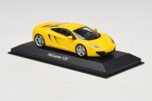 McLaren MP4-12C Amarillo Maxichamps 1:43 940133020 Metal - imagen 3 de 5