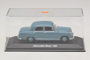 Mercedes 180 W120 Azul Maxichamps 1:43 940033102 Metal - imagen 4 de 5