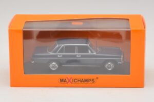 Mercedes 200D W115 Azul Maxichamps 1:43 940034000 Metal - imagen 5 de 5