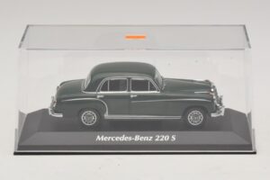 Mercedes 220 S W180 Verde Oscuro Maxichamps 1:43 940033001 Metal - imagen 4 de 5