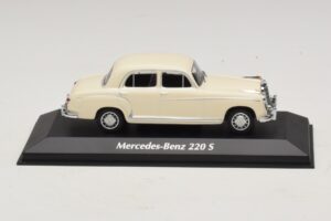 Mercedes 220 S W180 Blanco Maxichamps 1:43 940033000 Metal