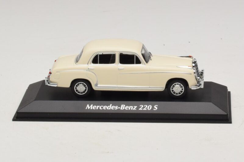 Mercedes 220 S W180 Blanco Maxichamps 1:43 940033000 Metal