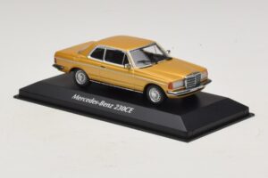 Mercedes 230 CE C123 Oro Metalizado Maxichamps 1:43 940032220 Metal - imagen 3 de 5