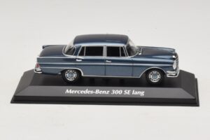 Mercedes 300 SE W112 Lang Azul Metalizado Maxichamps 1:43 940035200 Metal