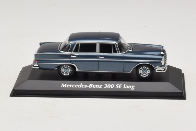 Mercedes 300 SE W112 Lang Azul Metalizado Maxichamps 1:43 940035200 Metal