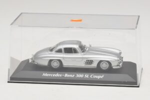 Mercedes 300 SL W198 Plata Maxichamps 1:43 940039000 Metal - imagen 4 de 5
