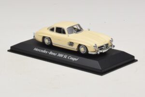 Mercedes 300 SL W198 Blanco Maxichamps 1:43 940039002 Metal - imagen 3 de 5