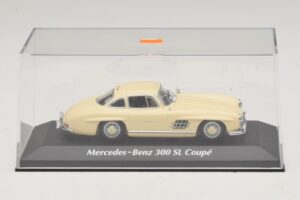 Mercedes 300 SL W198 Blanco Maxichamps 1:43 940039002 Metal - imagen 4 de 5