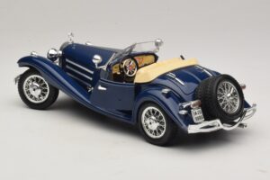 Mercedes 500K Roadster Azul Bburago 1:20 3070 Metal - imagen 5 de 8