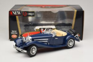 Mercedes 500K Roadster Azul Bburago 1:20 3070 Metal - imagen 8 de 8