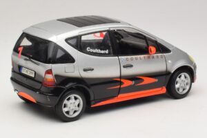 Mercedes A-Class W168 D. Coulthard Plata Maisto 1:18 35841 Metal - imagen 3 de 8