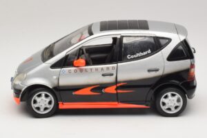 Mercedes A-Class W168 D. Coulthard Plata Maisto 1:18 35841 Metal - imagen 4 de 8