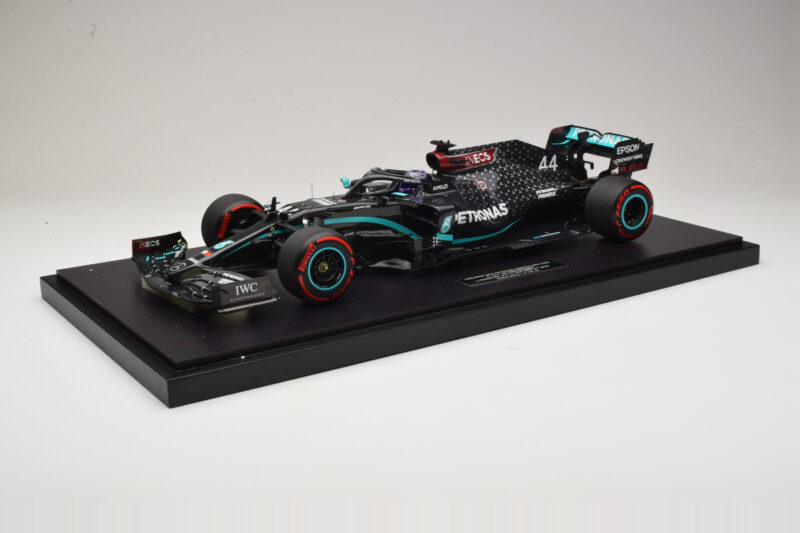 Mercedes AMG Petronas F1 W11 EQ Performance #44 L. Hamilton 91st Win Eifel GP 2020 Edición Limitada 1 de 200 Sin Caja Exterio