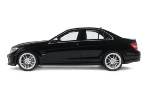 Mercedes C63 AMG W204 Brabus B63S Obsidian Black GT Spirit 1:18 GT582 Resina - imagen 3 de 5