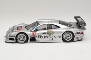 Mercedes CLK GTR #10 Warsteiner 1999 Maisto 1:18 38848 Metal - imagen 4 de 8