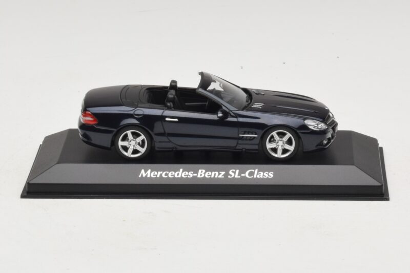 Mercedes SL R230 Azul Metalizado Maxichamps 1:43 940037531 Metal
