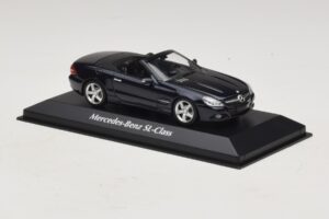 Mercedes SL R230 Azul Metalizado Maxichamps 1:43 940037531 Metal - imagen 3 de 5