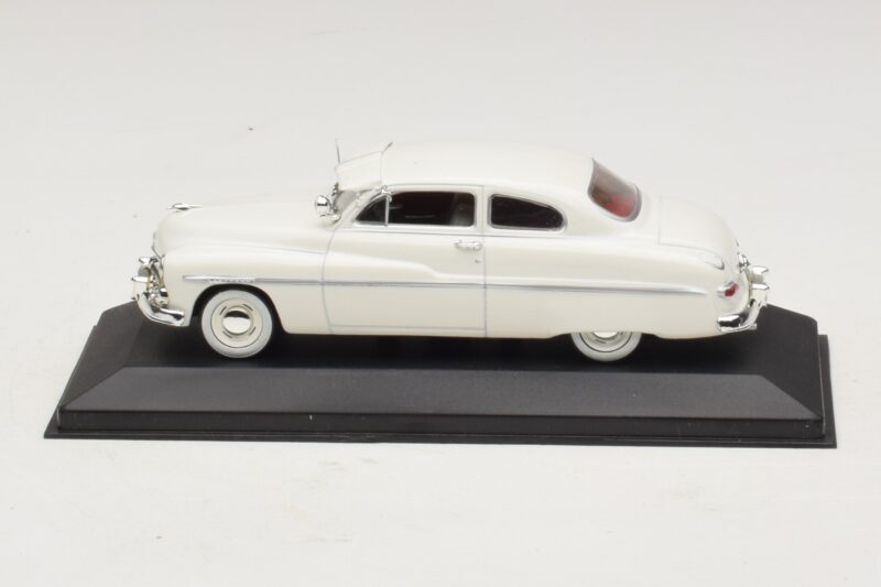 Mercury Monterey Blanco Minichamps 1:43 400082401 Metal