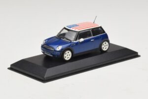 Mini Cooper S R53 Azul Con Bandera Estadounidense Minichamps 1:43 MINI014 Metal - imagen 2 de 5