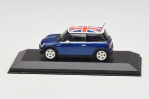 Mini Cooper S R53 Azul Con Bandera Británica Minichamps 1:43 MINI026 Metal