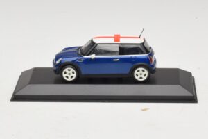 Mini Cooper S R53 Azul Con Bandera Inglesa Minichamps 1:43 MINI012 Metal