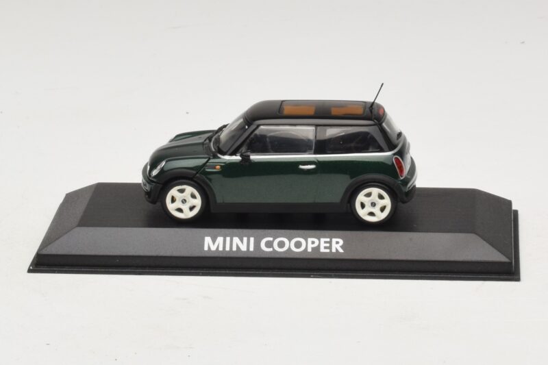 Mini Cooper S R53 Verde Oscuro Con Techo Negro Minichamps 1:43 MINI023 Metal