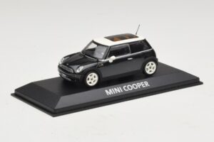 Mini Cooper S R53 Verde Oscuro Con Techo Panorámico Minichamps 1:43 MINI015 Metal - imagen 2 de 4