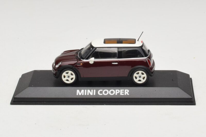 Mini Cooper S R53 Rojo Oscuro Con Techo Panorámico Minichamps 1:43 MINI019 Metal