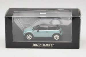 Mini Cooper S R53 Azul Claro Metalizado Con Techo Negro Minichamps 1:43 MINI030 Metal - imagen 4 de 4
