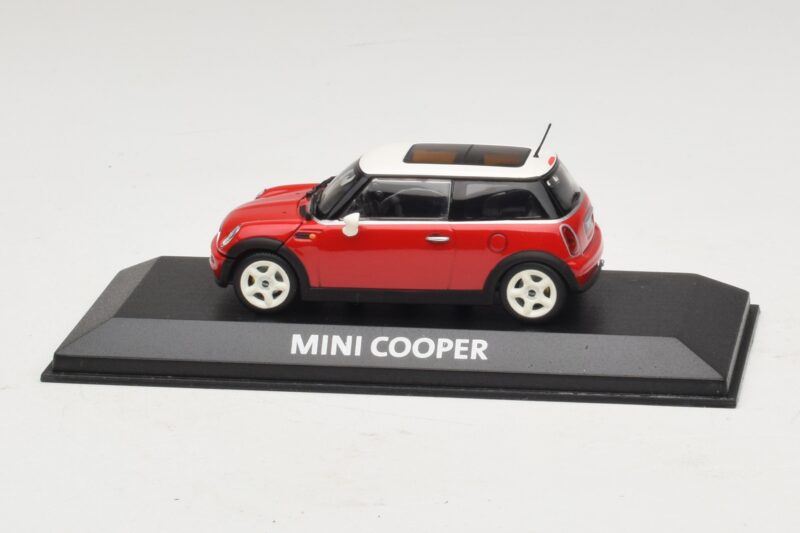 Mini Cooper S R53 Rojo Con Techo Panorámico Minichamps 1:43 MINI024 Metal