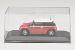 Mini Cooper S R53 Rojo Con Techo Blanco Minichamps 1:43 MINI025 Metal - imagen 4 de 5