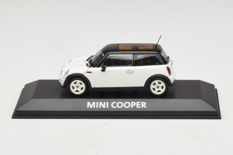 Mini Cooper S R53 Blanco Con Techo Negro Minichamps 1:43 MINI027 Metal