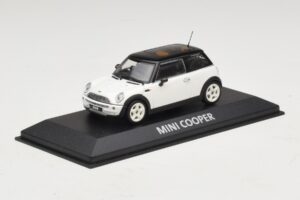 Mini Cooper S R53 Blanco Con Techo Negro Minichamps 1:43 MINI027 Metal - imagen 2 de 4