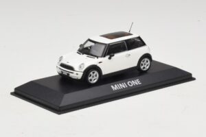 Mini Cooper S R53 Blanco Con Techo Panorámico Minichamps 1:43 MINI020 Metal - imagen 2 de 5